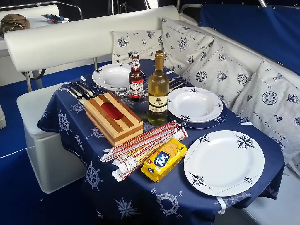 Sissi Boat Cagliari Hotel 3*,